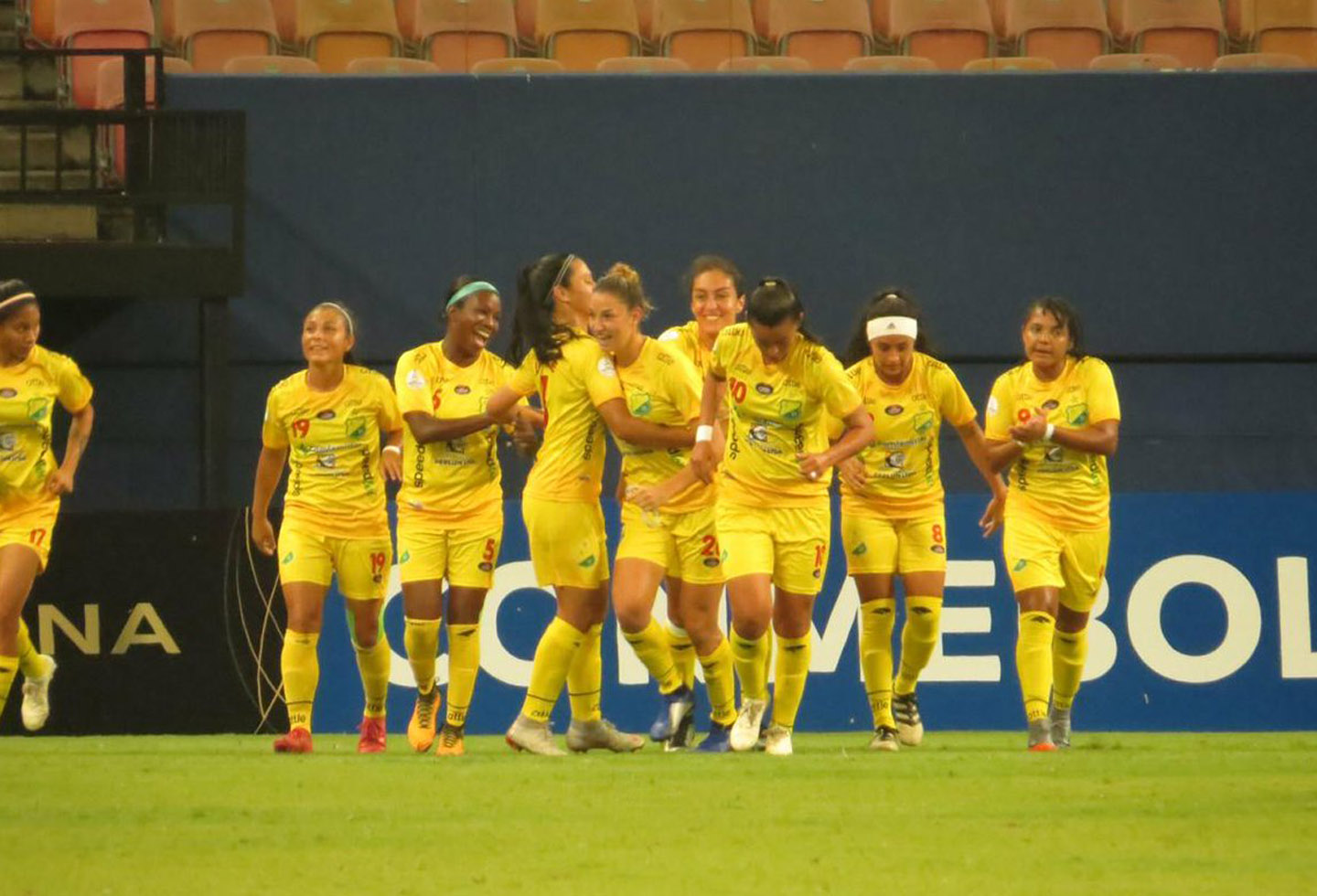 Jugadoras del Huila femenino en la Copa Libertadores