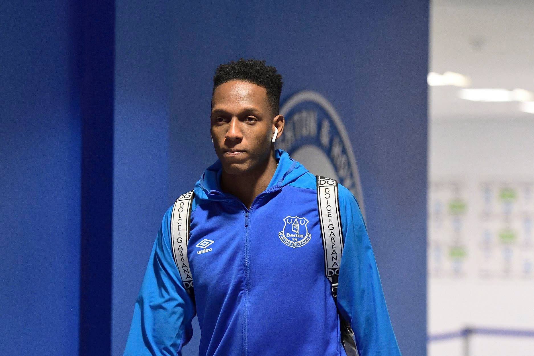 Yerry Mina volvió a ser suplente con el Everton de la Premier League
