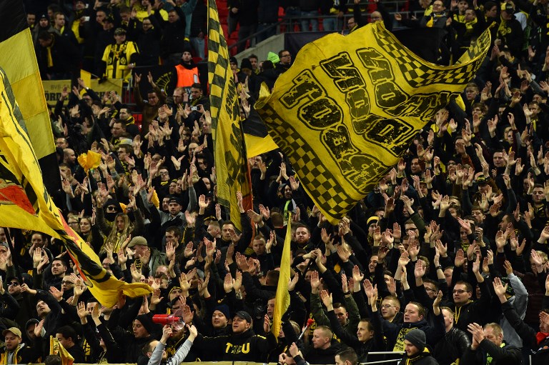 Hinchada del Borussia Dortmund en la Champions