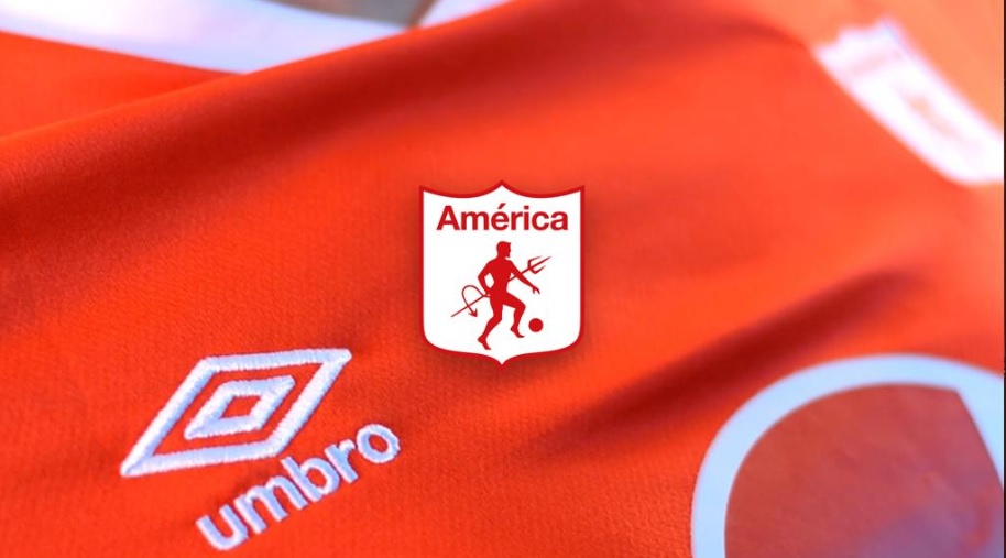 América de Cali presentó nueva camiseta con el diablo para Liga Águila |  Antena 2