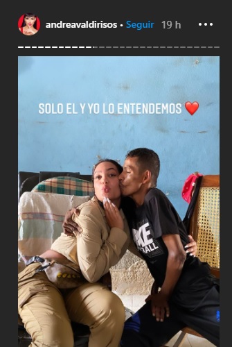 Historias de Instagram de Andrea Valdiri 