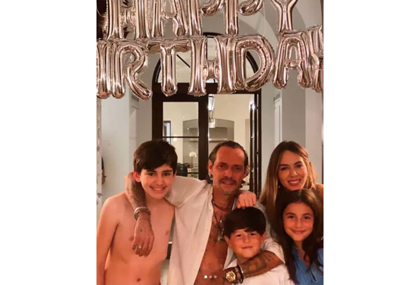 Shannon de Lima junto a Marc Anthony en celebración de cumpleaños