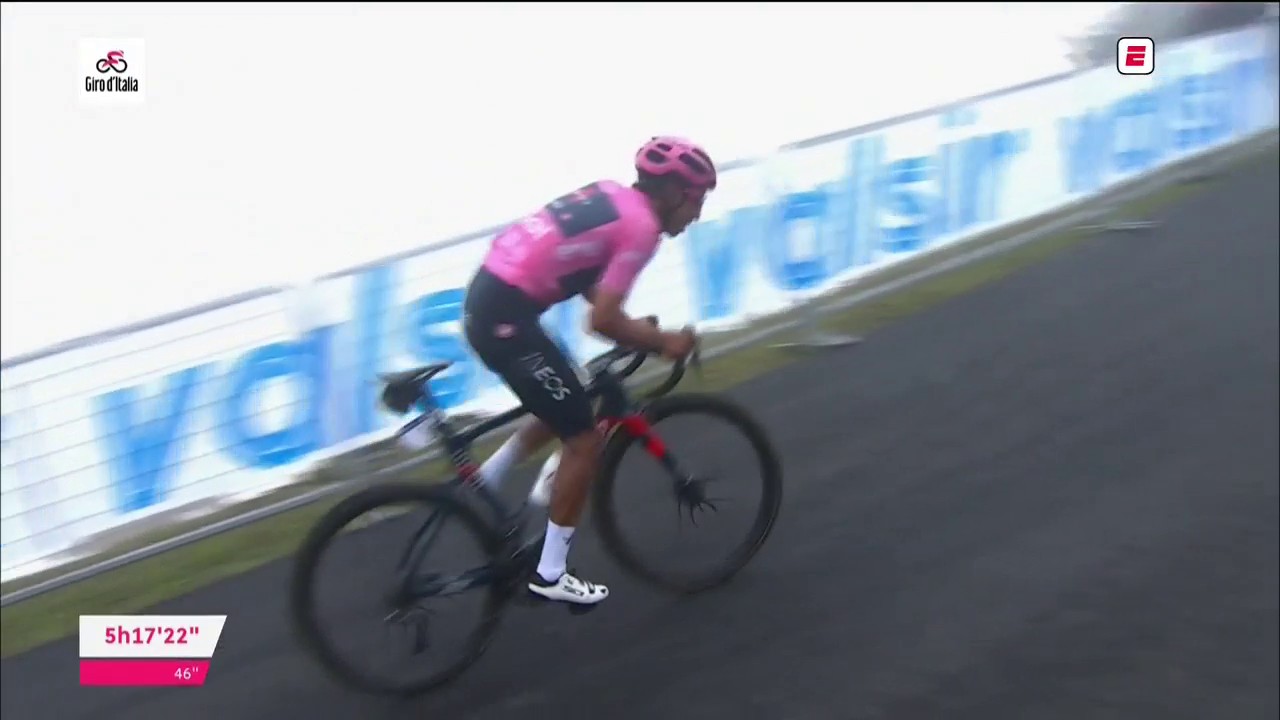 Egan Bernal vs Simon Yates