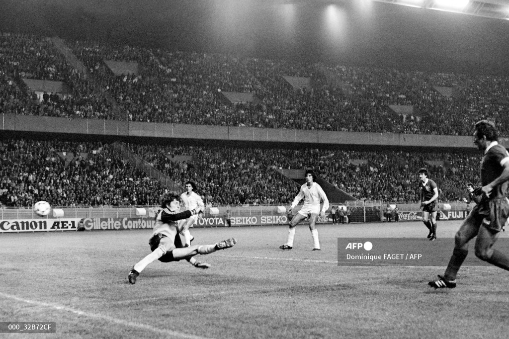 Gol de Alan Kennedy a Real Madrid en la final de Champions 1980-1981