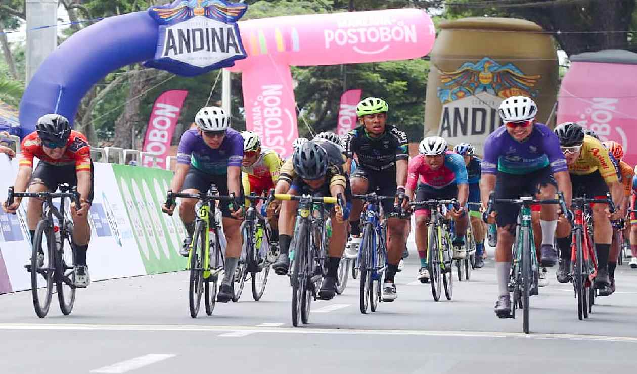 Il ciclista Andrés Arévalo in coma dopo l’incidente alla Vuelta de Juventud