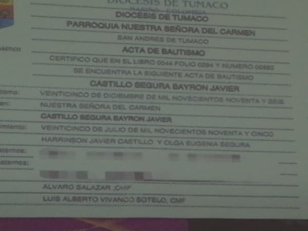 Acta de bautismo de Byron Castillo