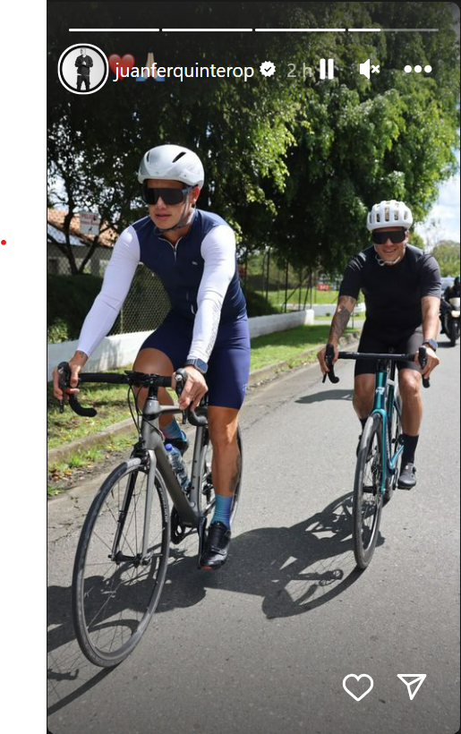 James Rodríguez y Juan Fernando Quintero - paseo en bicicleta
