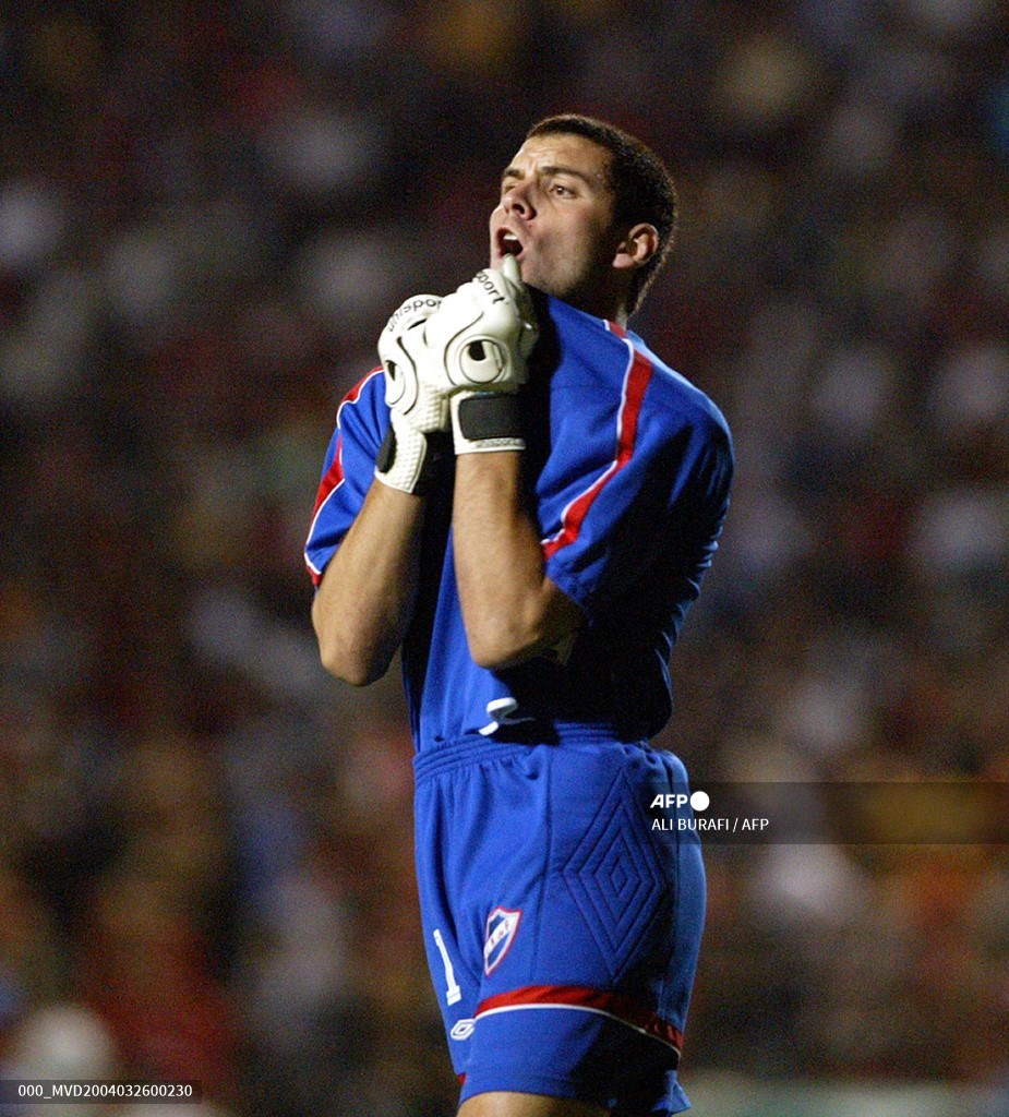 Sebastián Viera en un partido con Nacional