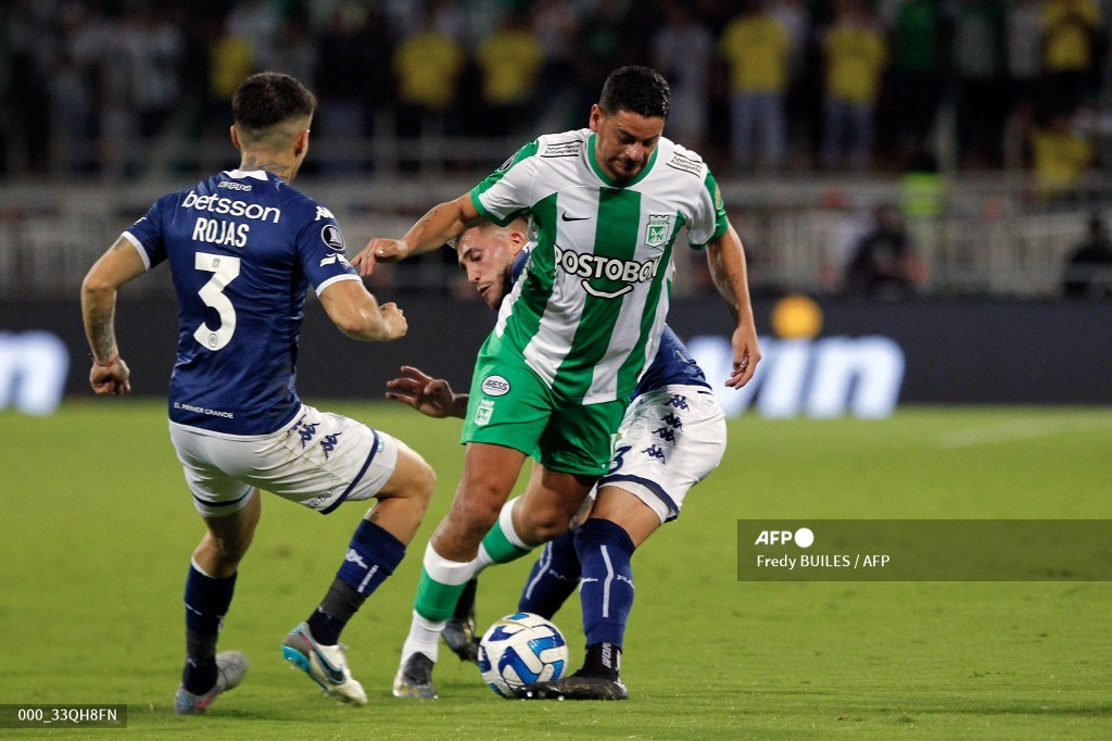 Racing converte dois pênaltis, mas perde para o Atlético Nacional pela  Libertadores fora de casa, libertadores