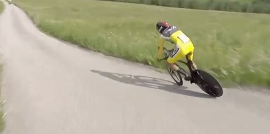 Egan Bernal en la contrarreloj de la Vuelta a Suiza