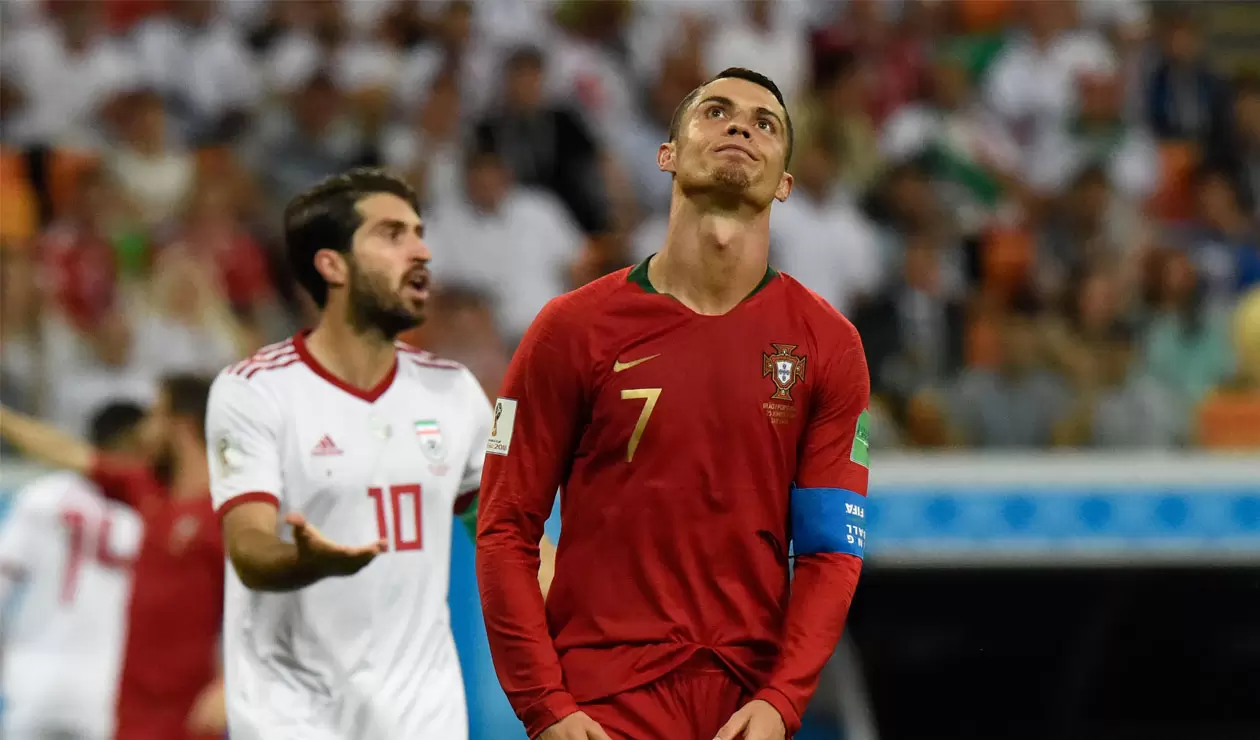 Cristiano Ronaldo se lamenta por desperdiciar un penal en el partido de Portugal ante Irán
