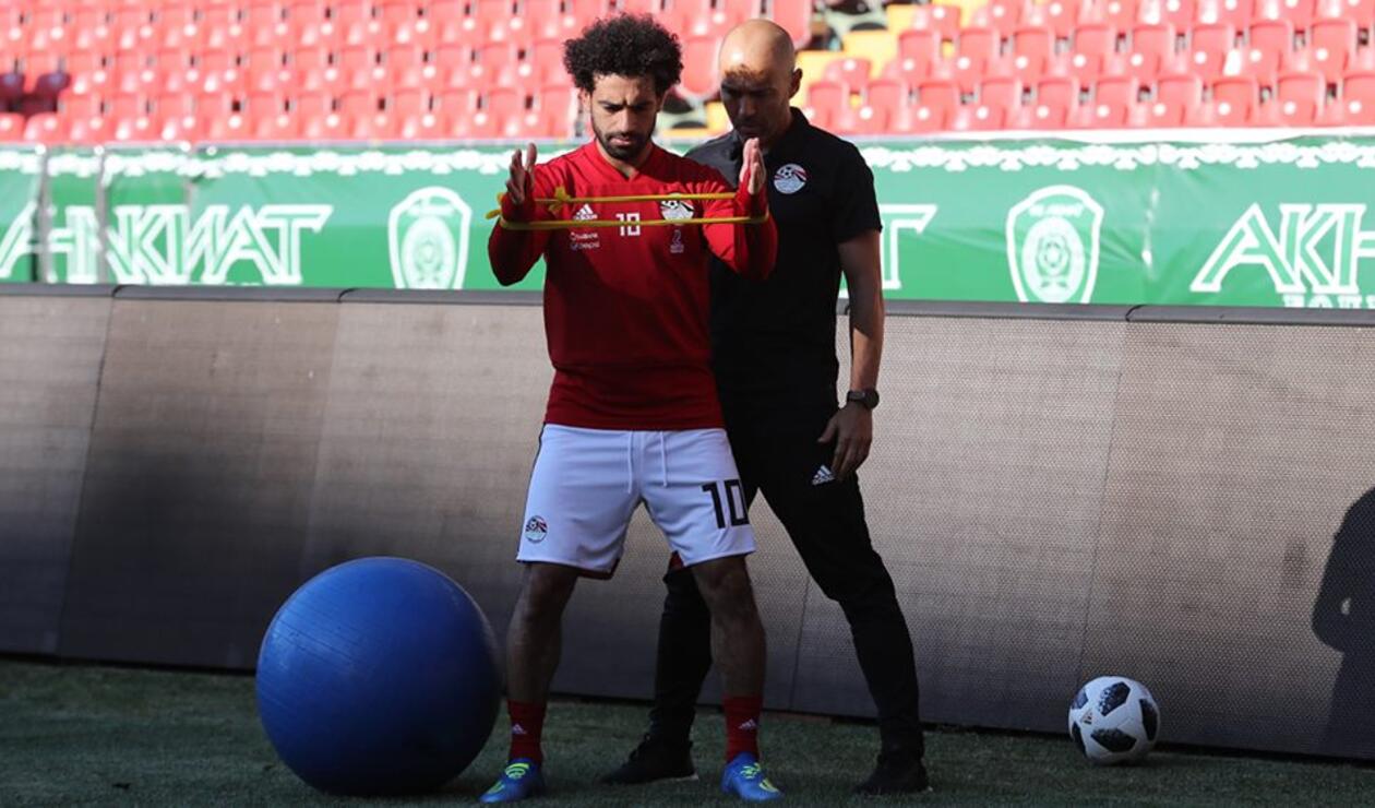 Mohamed Salah recuperándose de su lesión con la Selección de Egipto