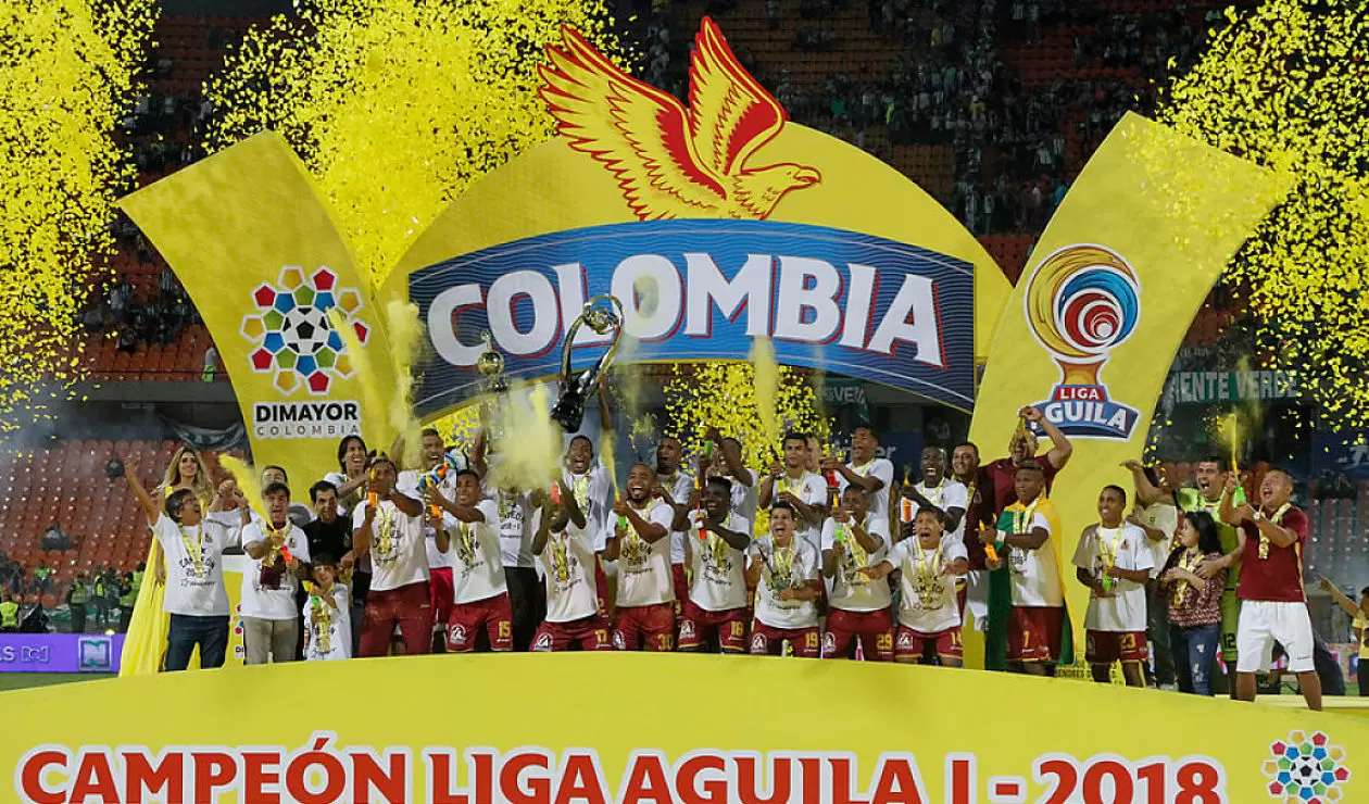 Deportes Tolima festejando su segunda estrella tras vencer a Nacional