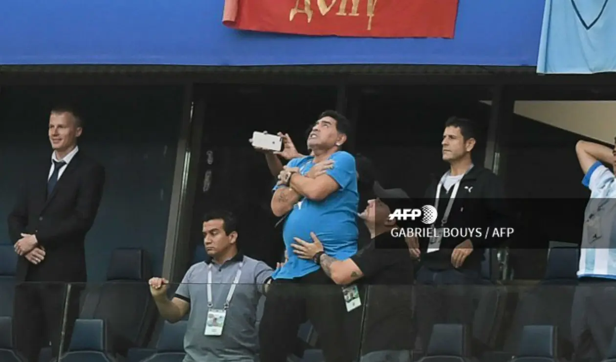 De manera insólita se comportó Diego Maradona en el partido entre Argentina y Nigeria