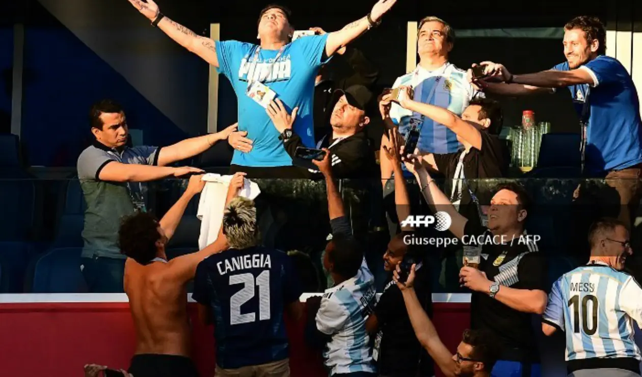 De manera insólita se comportó Diego Maradona en el partido entre Argentina y Nigeria