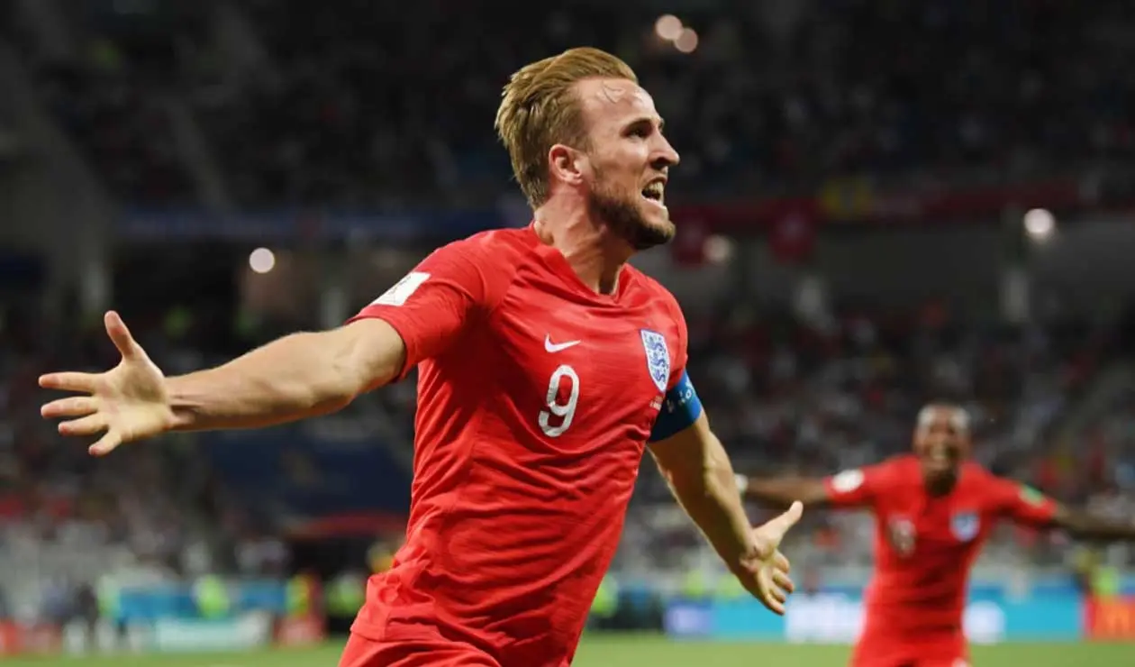Harry Kane celebrando el gol del triunfo de Inglaterra sobre Túnez