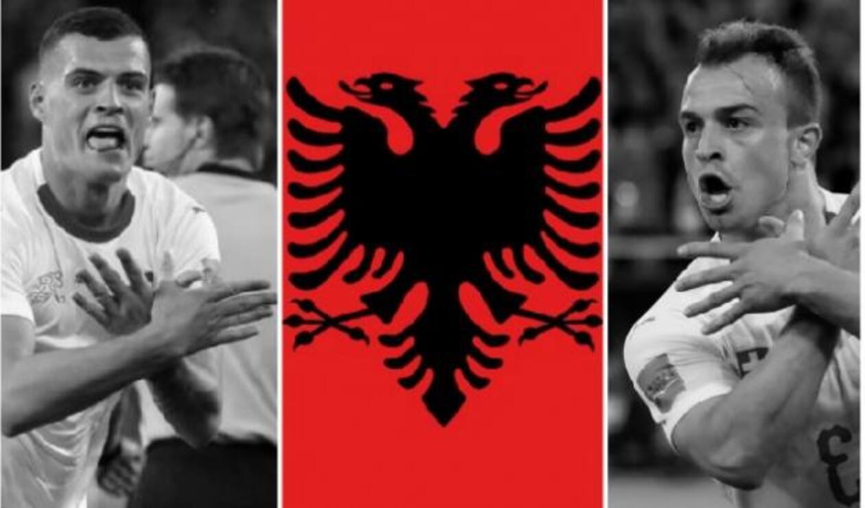 Granit Xhaka y Xherdan Shaqiri celebrando sus goles ante Serbia