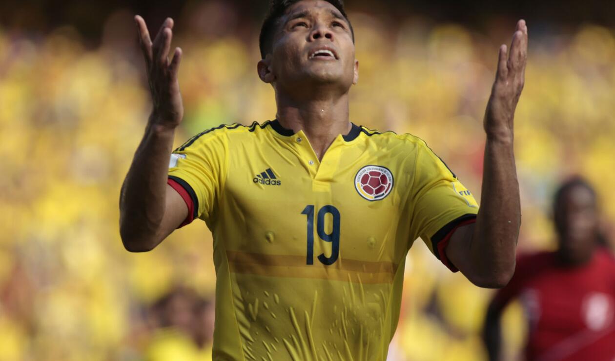 Teófilo Gutiérrez, delantero excluido de la Selección Colombia para Rusia 2018 pero está en el álbum de Panini