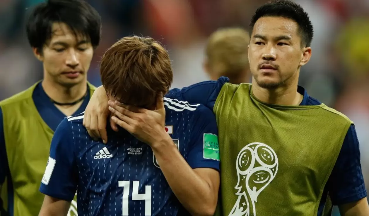Los japoneses lamentan el gol al último minuto de Bélgica que los eliminó de Rusia-2018.