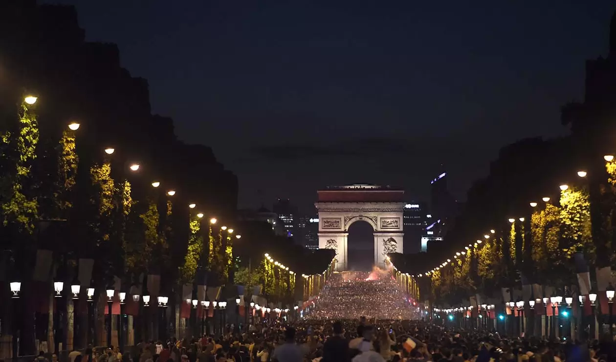 París celebra el paso de Francia a la final del mundial de Rusia 