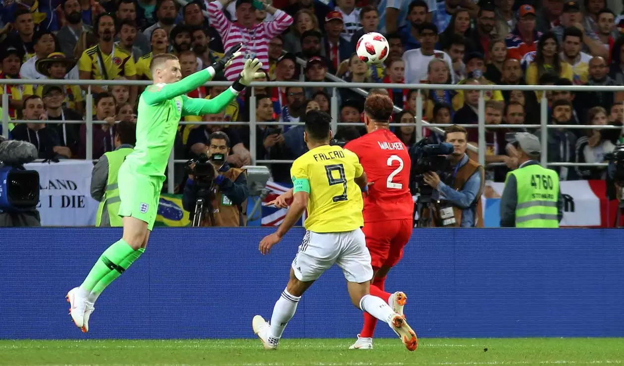 Colombia e Inglaterra se fueron al descanso con el 0-0
