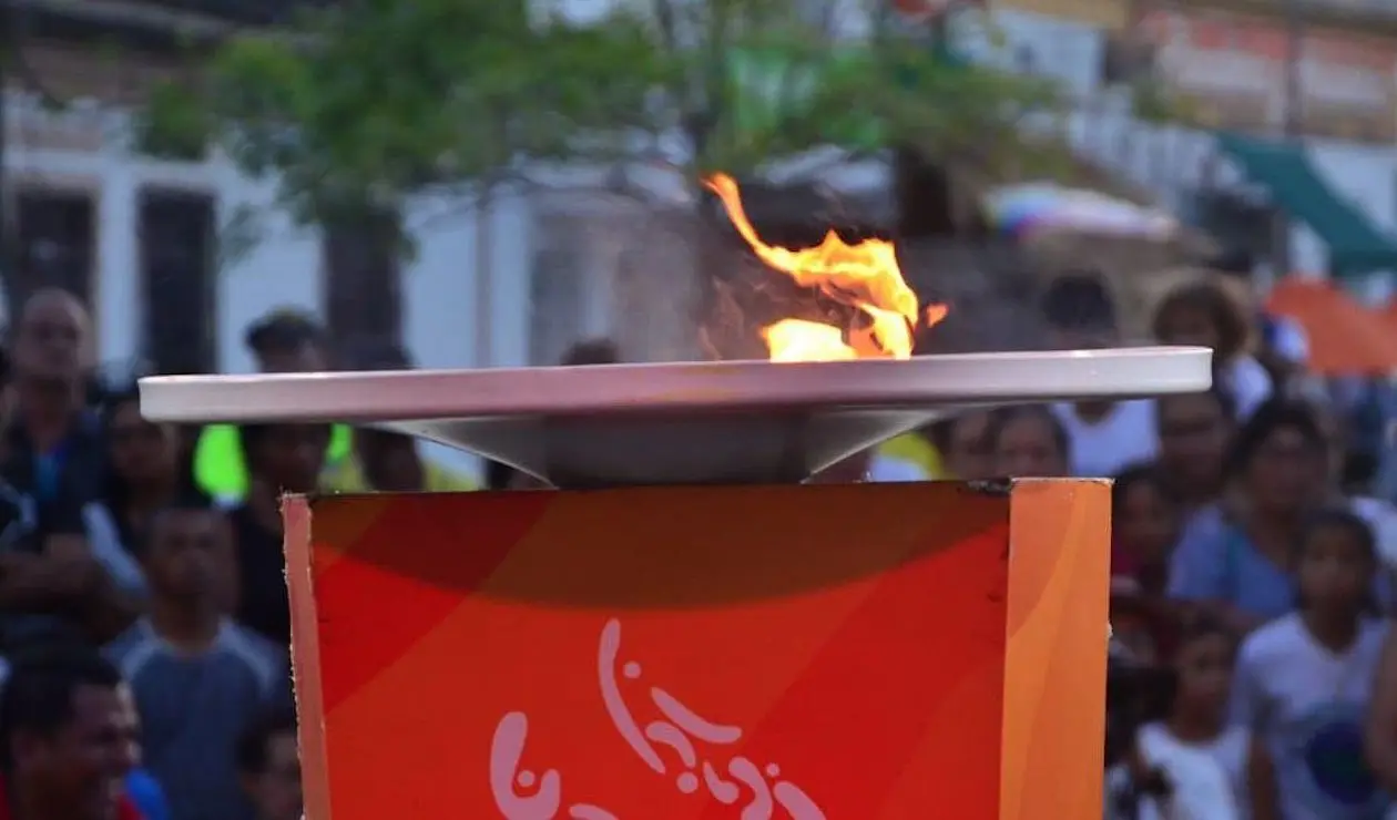 El fuego de los Juegos Centroamericanos por las calles del municipio de Soledad, Atlántico