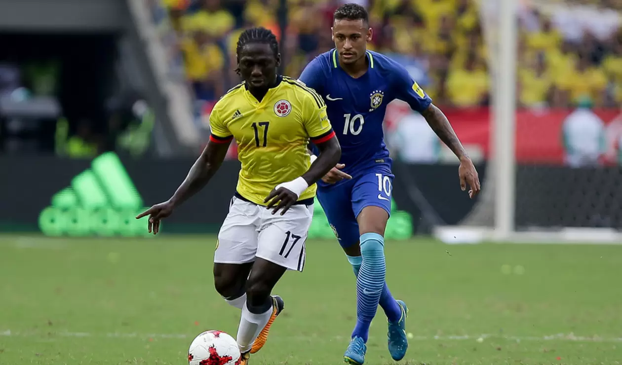 Yimmi Chará y Neymar en el juego entre Colombia y Brasil en la Eliminatoria a Rusia 2018