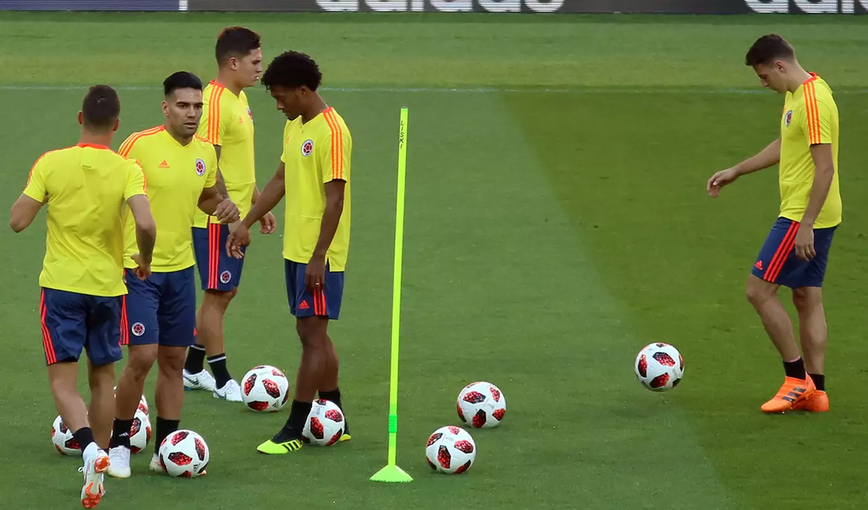 Selección Colombia en entrenamiento