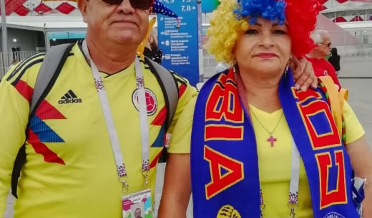 Pareja de hinchas colombianos en el Spartak Stadium