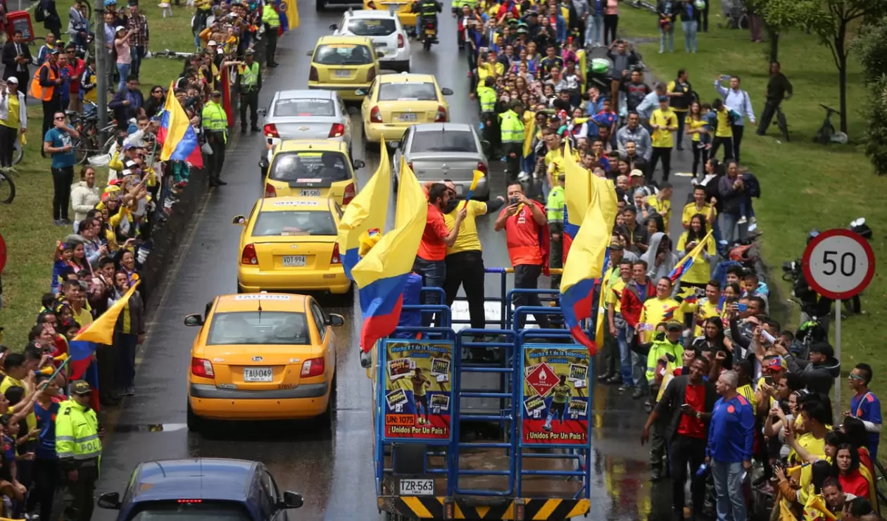 La calle 26 llena de aficionados colombianos