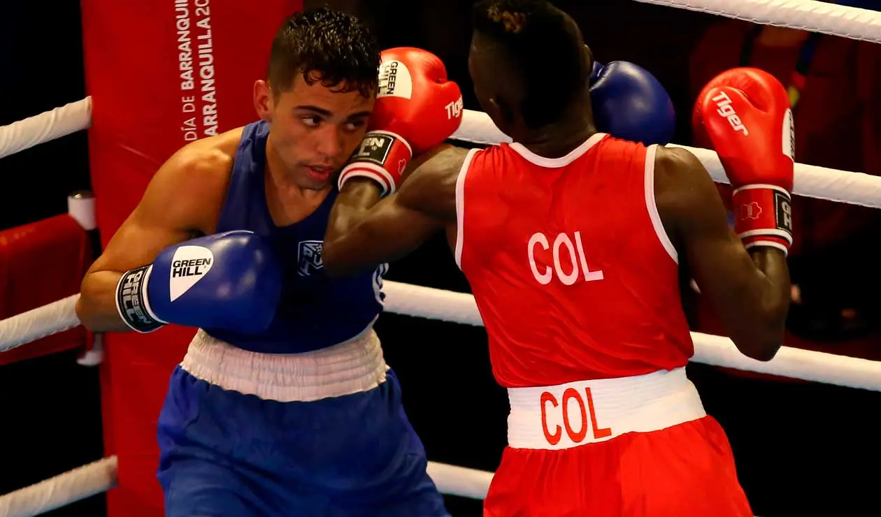 Yuberjen Martínez de Colombia y Oscar Collazo de Puerto Rico se enfrentan en los Juegos Centroamericanos y del Caribe Barranquilla 2018