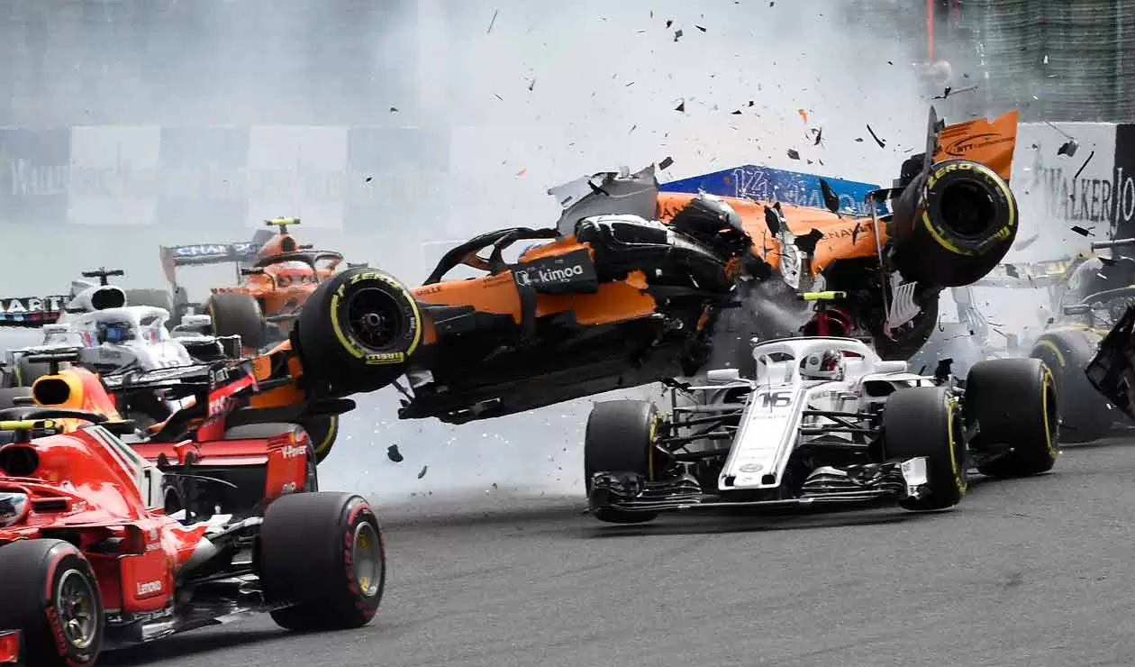 Impactante accidente de Fernando Alonso en el Gran Premio de Bélgica de Fórmula 1    