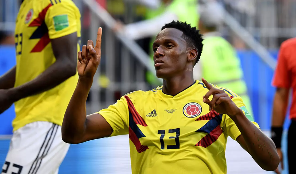 Yerry MIna celebrando un gol con Colombia en el Mundial de Rusia 2018