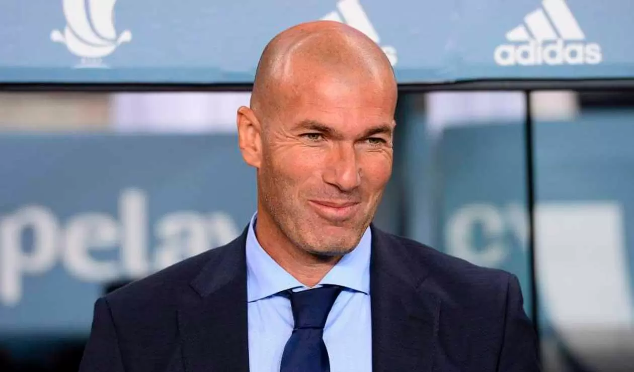 Zinedine Zidane dirigiendo al Real Madrid
