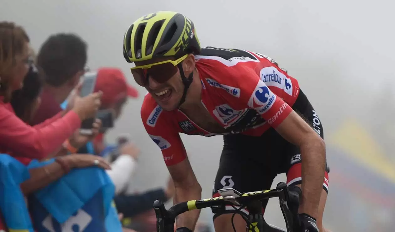 Simon Yates se mantiene líder de la Vuelta a España en la edición 2018