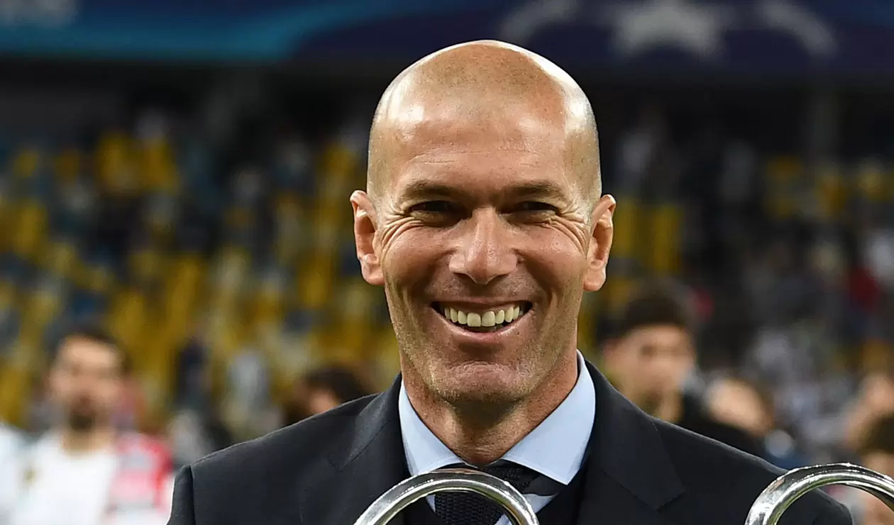 Zinedine Zidane, tricampeón de la Champions League con el Real Madrid