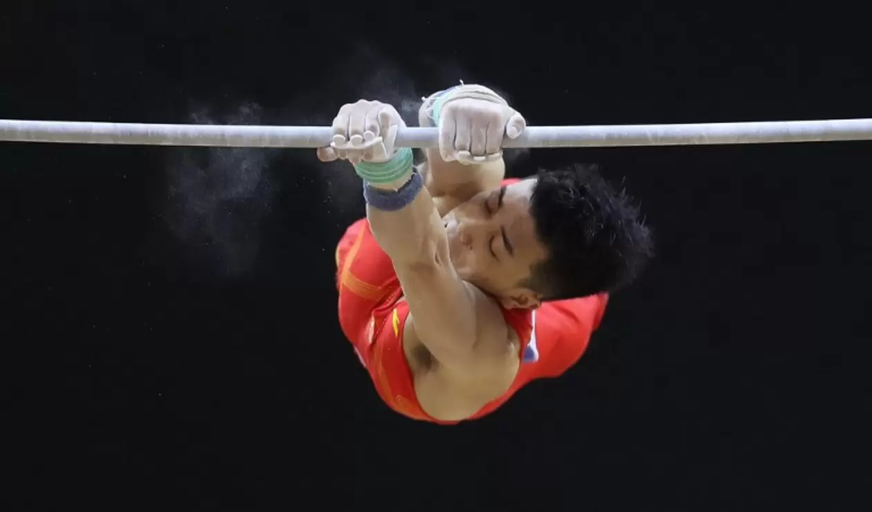 China recupera el trono de la gimnasia masculina