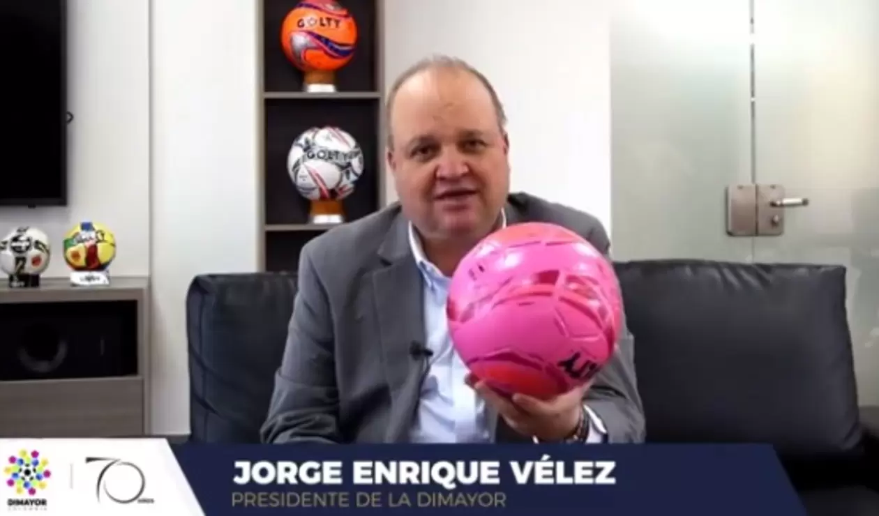 Jorge Enríque Vélez, en la campaña para prevenir el cáncer de seno