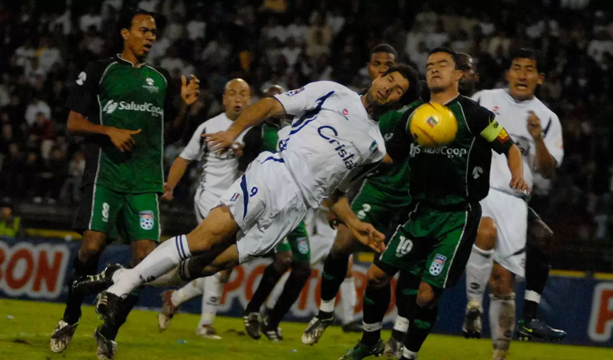 Once Caldas y La Equidad durante la final de la Copa Colombia en el 2008