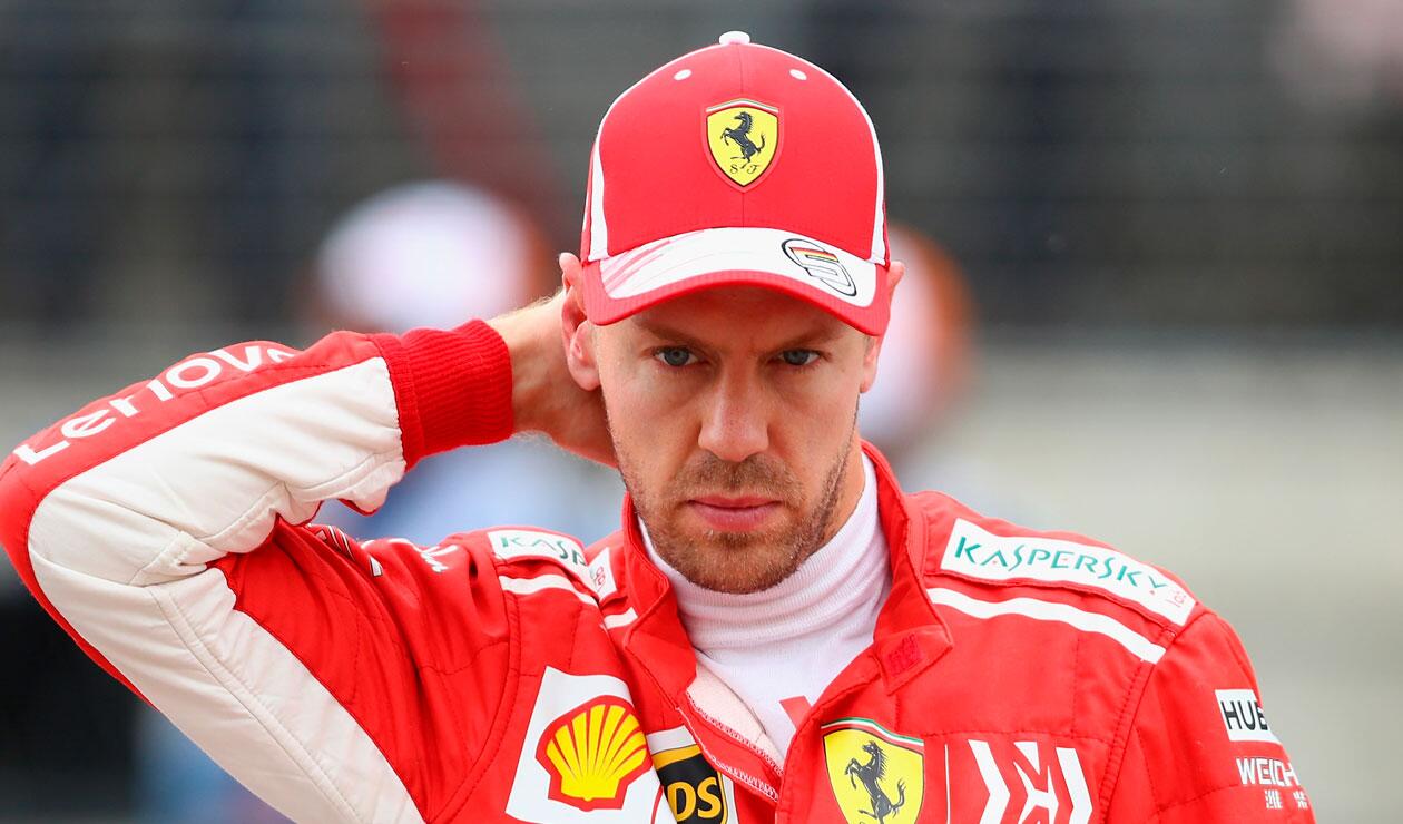 Sebastian Vettel escolta a Lewis Hamilton en la general de la Fórmula 1