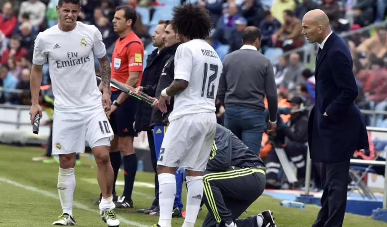 James, Marcelo y Zidane en un partido del Real Madrid