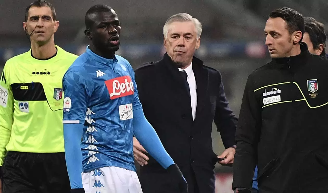 Kalidou Koulibaly y Carlo Ancelotti - Napoli 2018