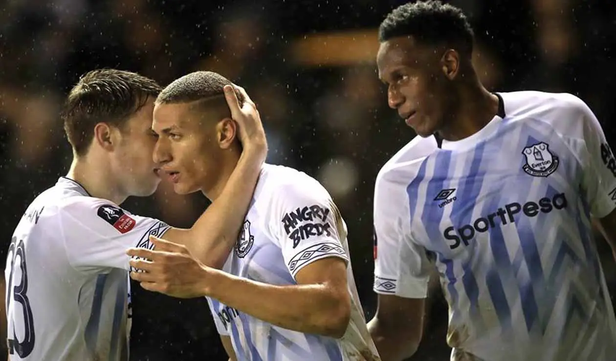 Yerry Mina, defensa de Everton