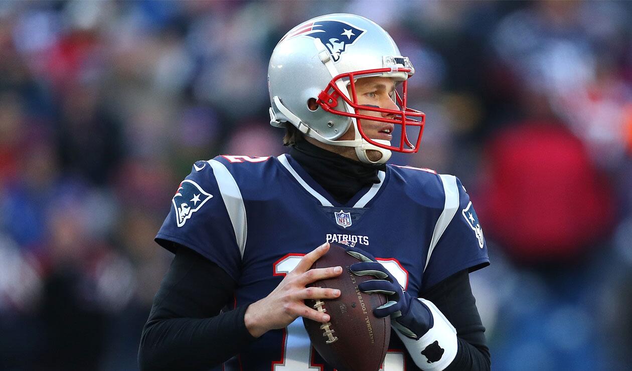 Tom Brady jugando un partido con los Patriotas de Nueva Inglaterra