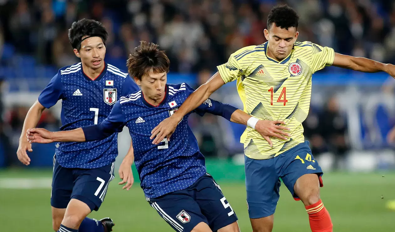 Luis Díaz debutó con Colombia; ingresó en el segundo tiempo ante Japón. 
