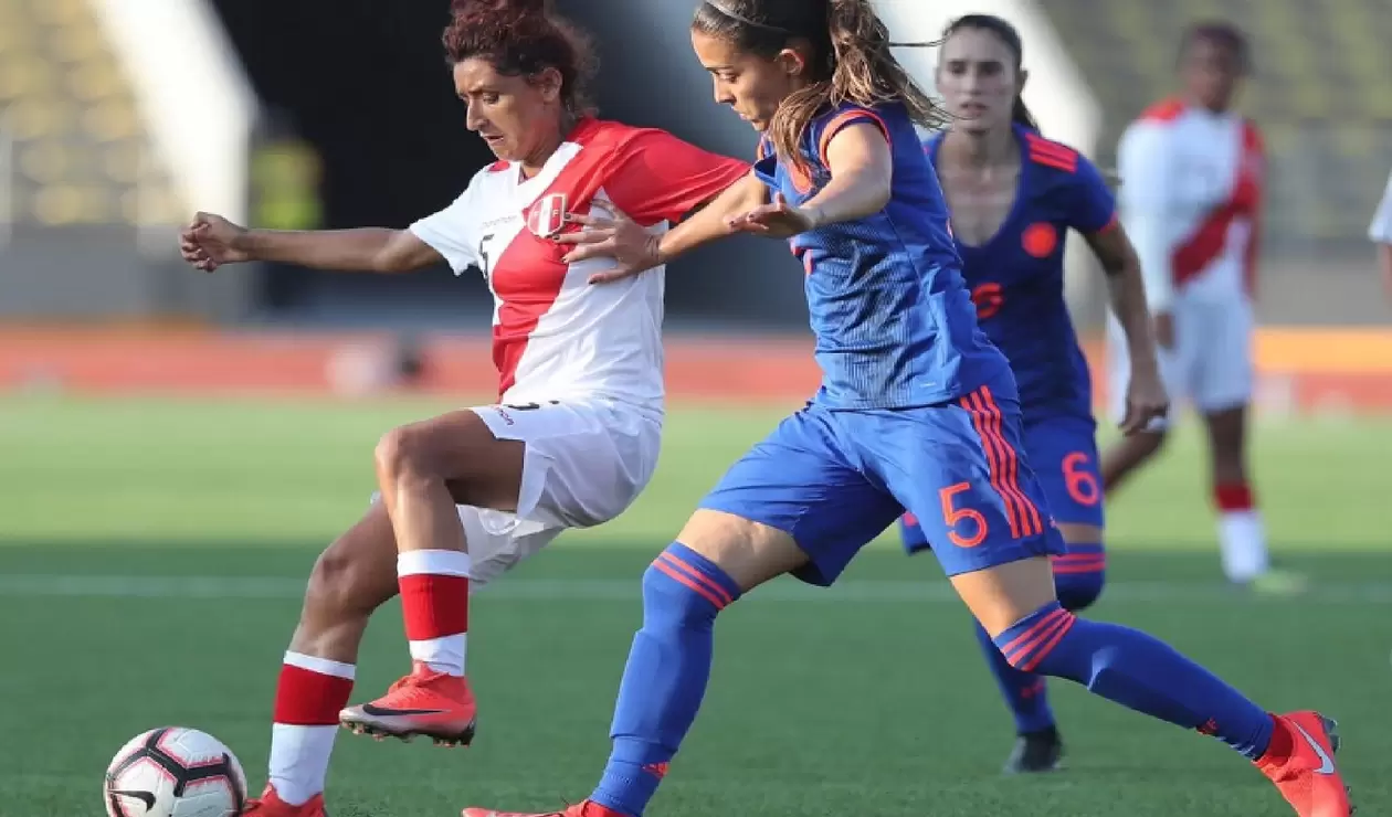Selección Colombia Femenina golea 4-0 a Perú