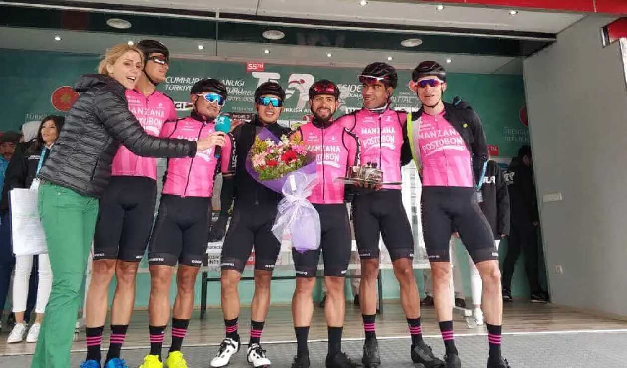 Manzana Postobón Team