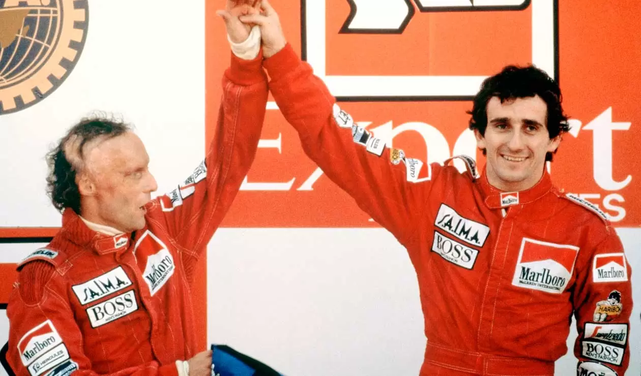 Junto a Alain Prost en el Gran Premio de Portugal de 1984 en la Fórmula 1 