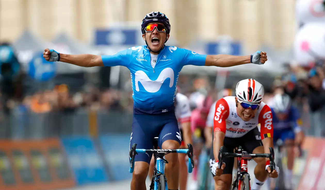 Richard Carapaz logró la victoria en la cuarta etapa del Giro de Italia.