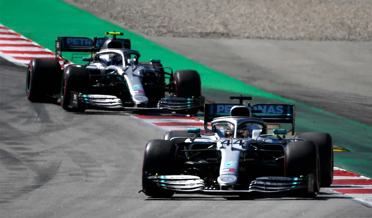 Lewis Hamilton y Valtteri Bottas en el Gran Premio de España de Fórmula 1